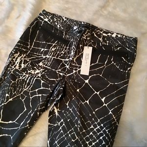 Yansi Fugel Crackle Print Pants